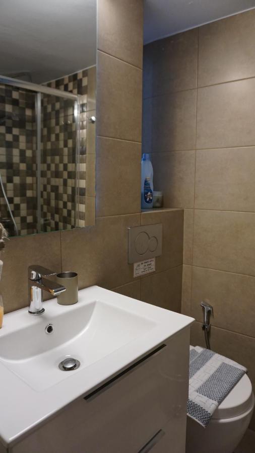 Stylish Studio Below The Acropolis Αθήνα Εξωτερικό φωτογραφία