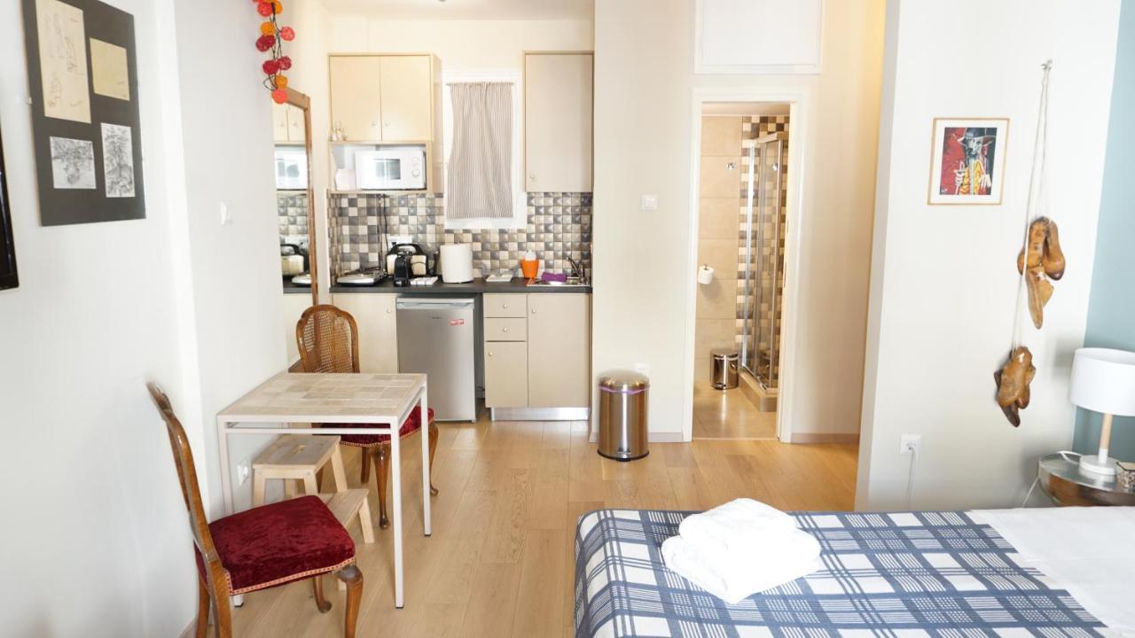 Stylish Studio Below The Acropolis Αθήνα Εξωτερικό φωτογραφία